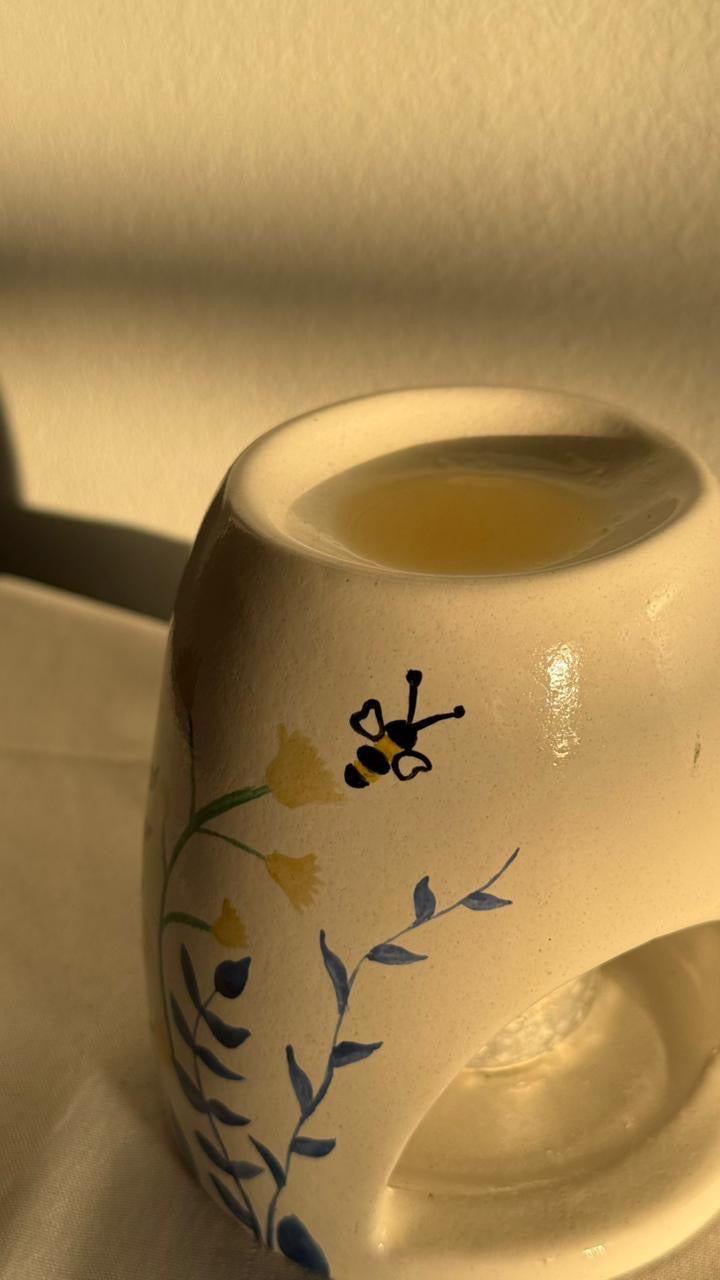 Bee Oil Burner 🐝